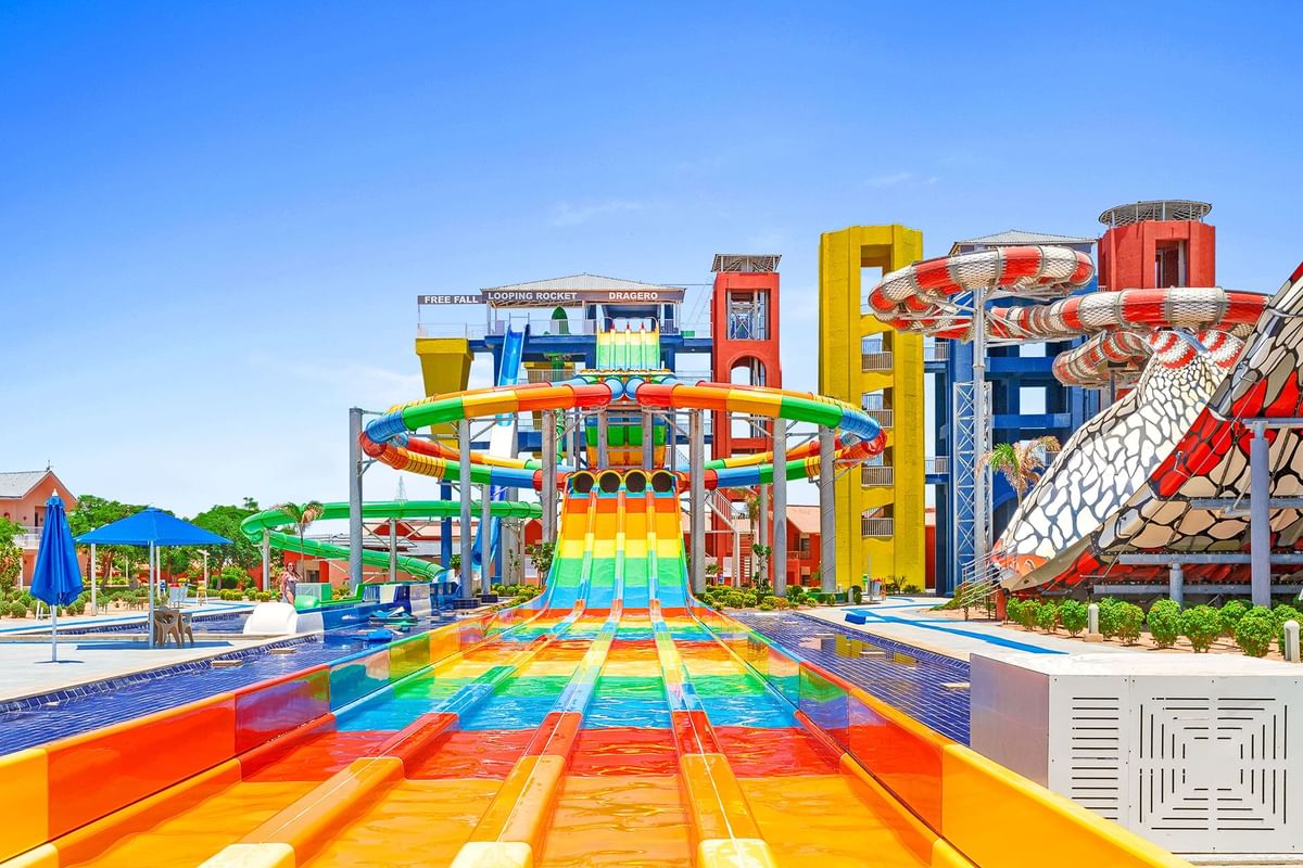 Водные горки Pickalbatros Jungle Aqua Park Resort Neverland