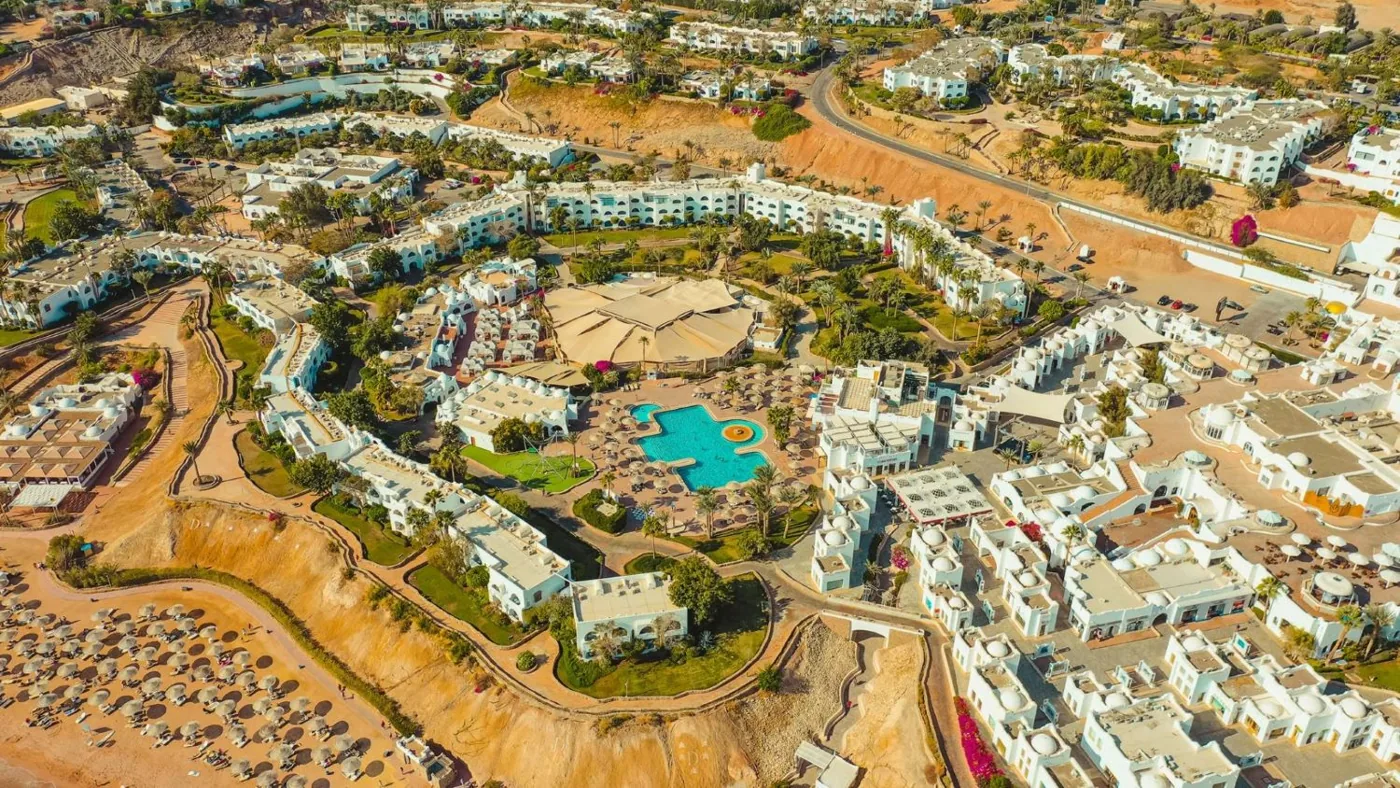 Территория Domina Coral Bay