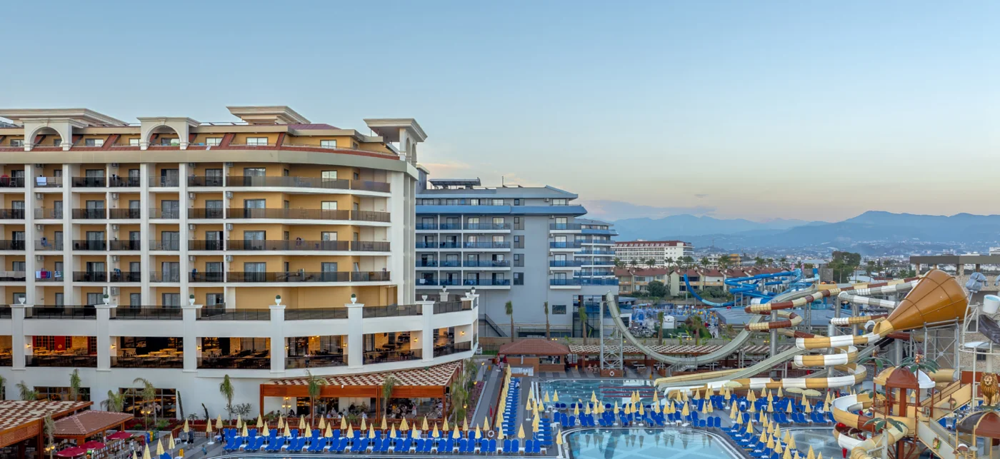 Корпуса и водные горки Eftalia Sol
