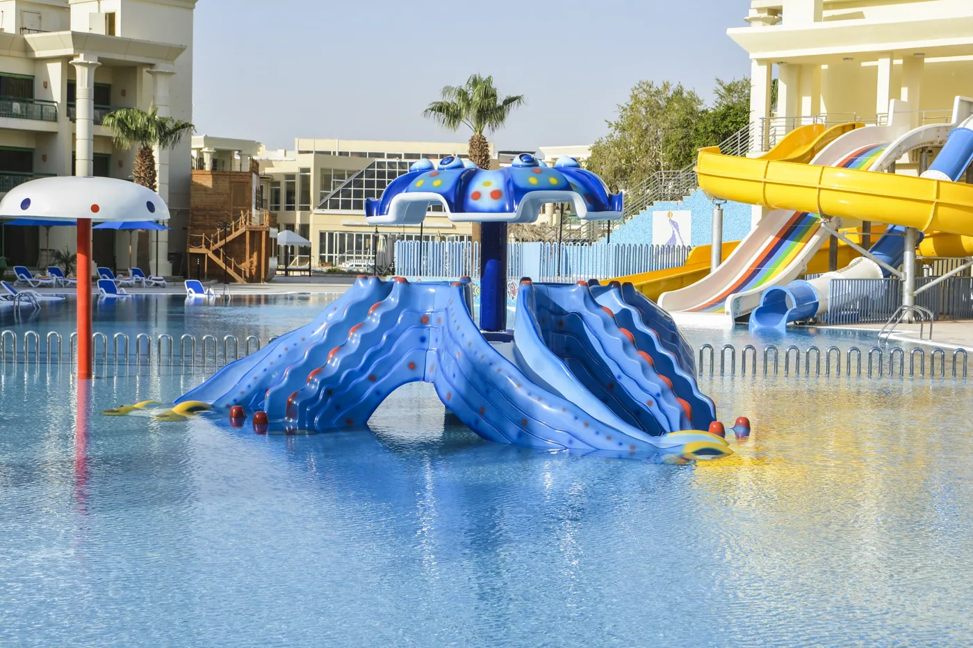 Swiss Inn Resort Hurghada 5★: водные горки