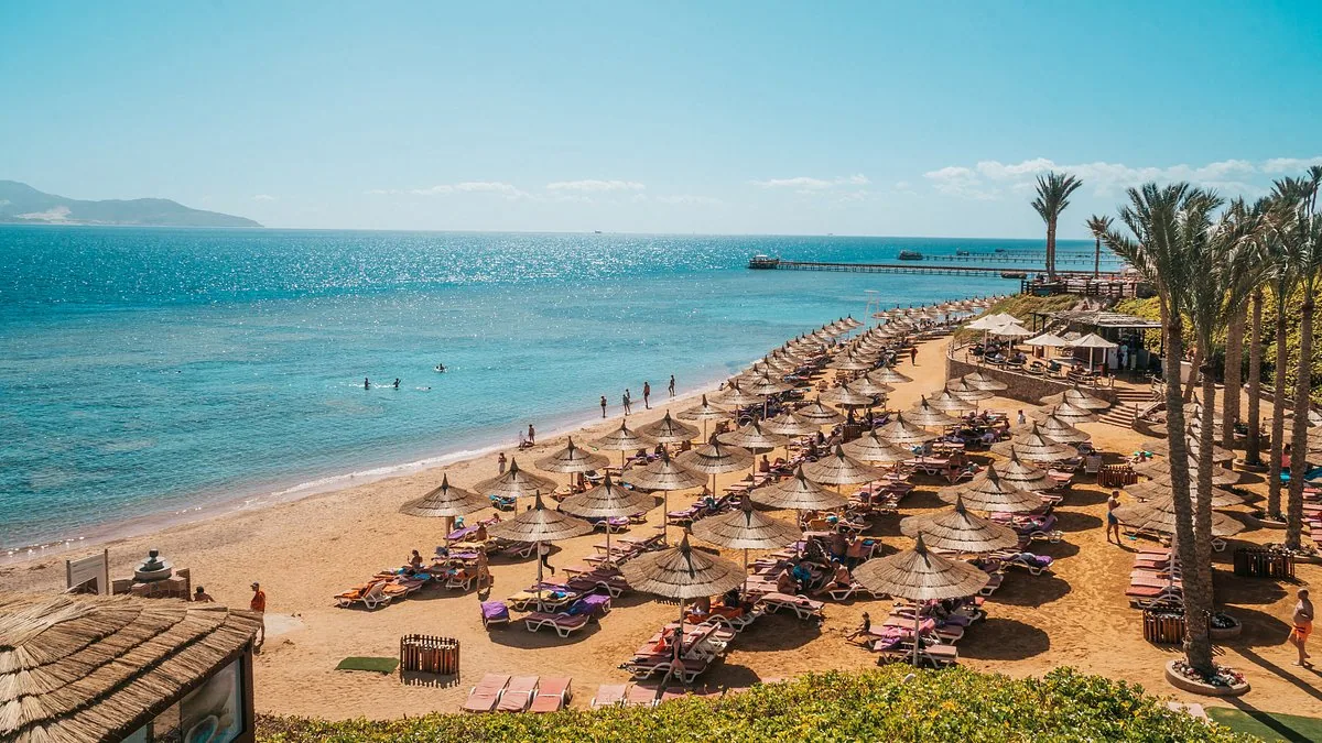 Nubian Island Hotel 5★: пляж