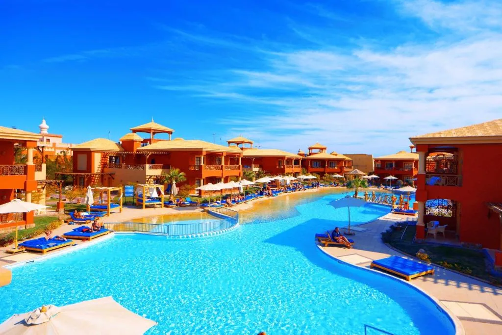 Pickalbatros Alf Leila Wa Leila Resort 4★: водная зона
