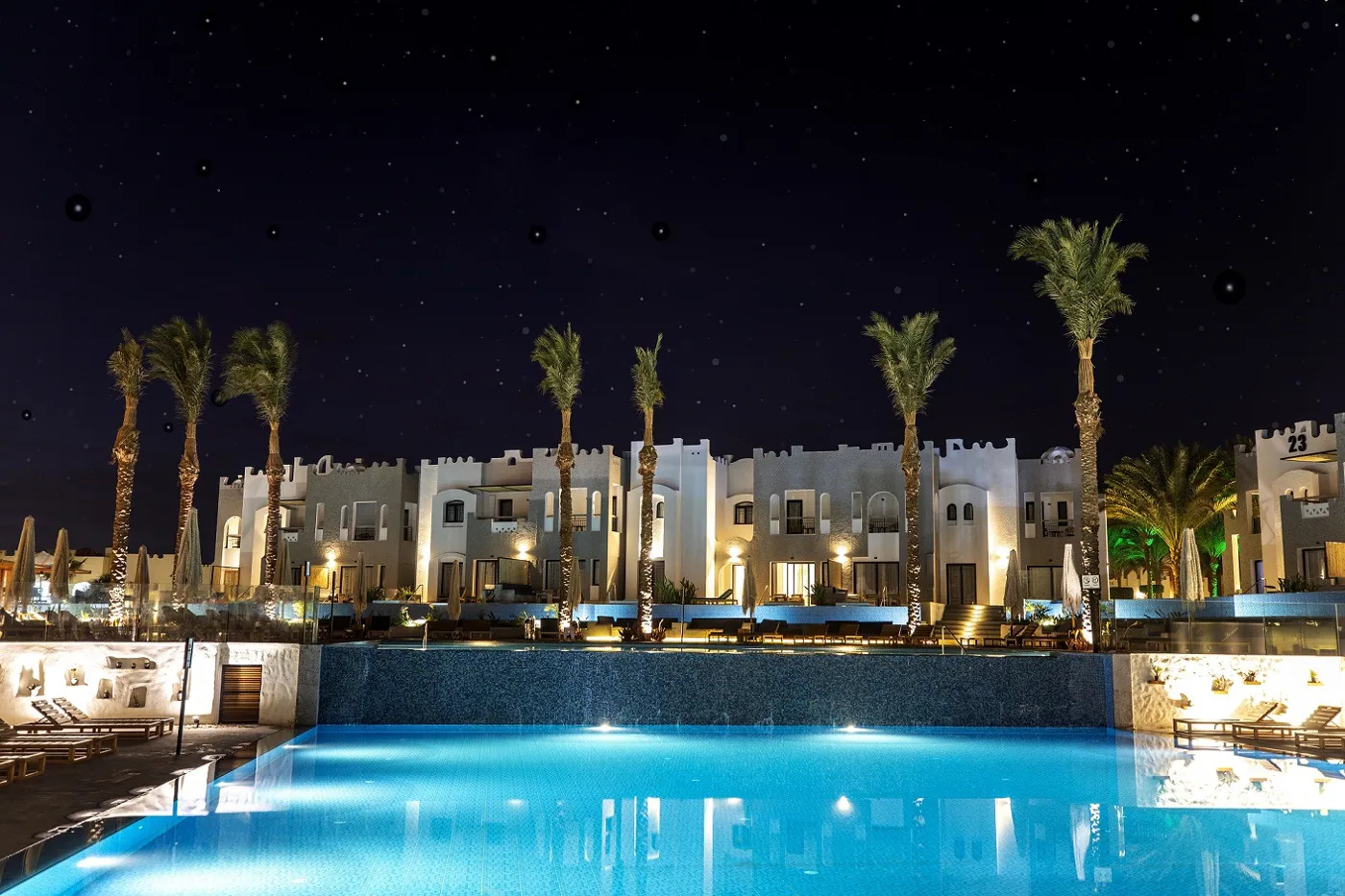 Sunrise Tucana Resort - Grand Select 5★: бассейн вечером