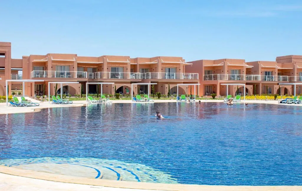 Water Valley Resort Neverland 5★: бассейн